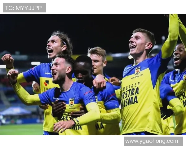 阿尔梅勒城与格罗宁根的激烈对决揭示荷甲新赛季的竞争格局